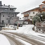 Grauzone App Nr 2 *